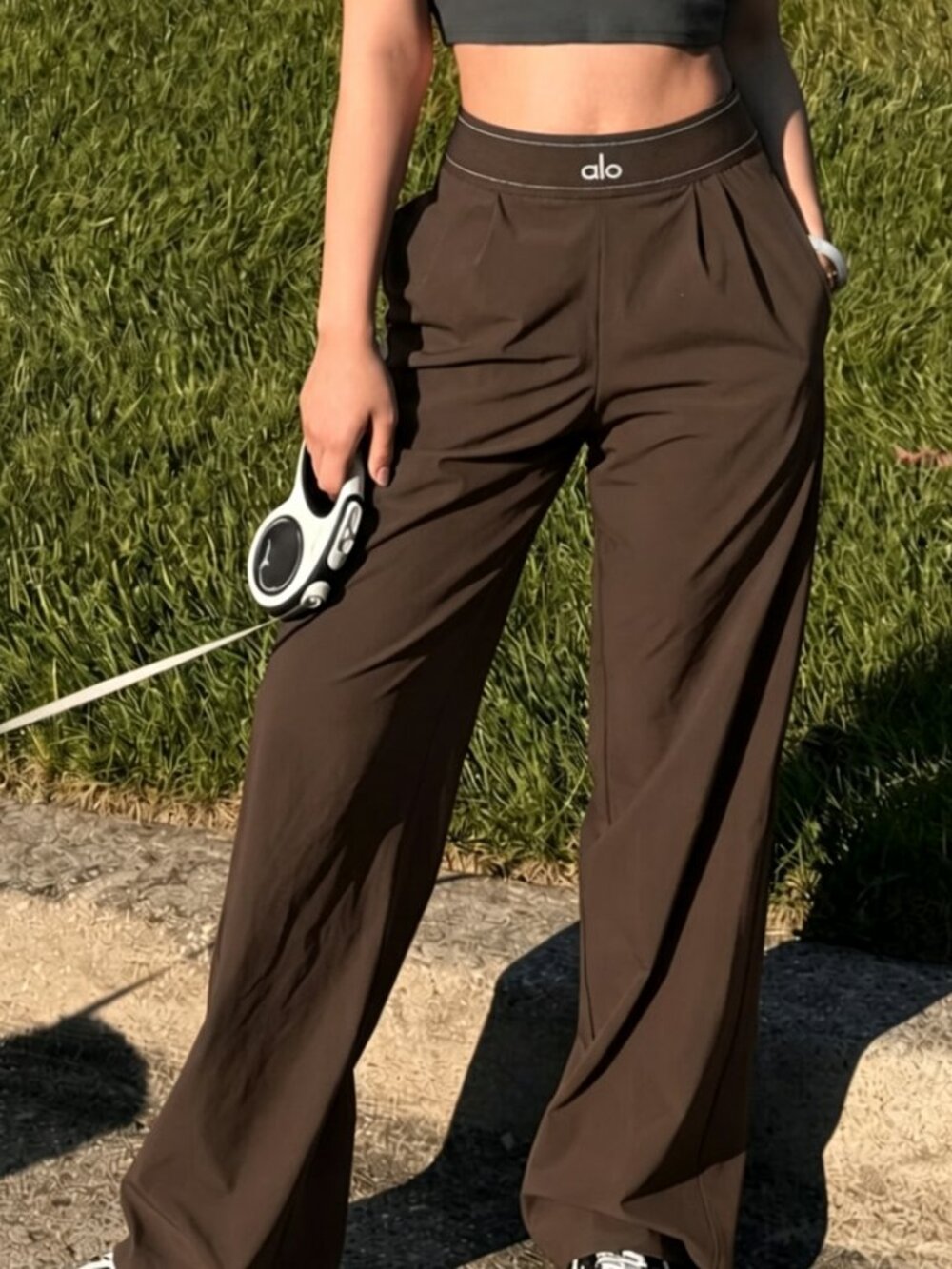 Brand new🙋‍♀️ ALO Yoga Suit Up Trouser Coffee Brown (Regular)